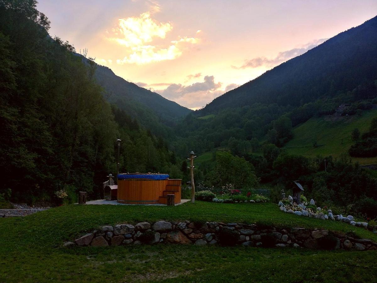 Chalet Cuore Selvatico Monno Exteriér fotografie